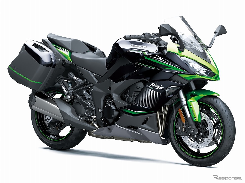 カワサキ Ninja 1000SX(エメラルドブレイズドグリーン×メタリックディアブロブラック)《写真提供 カワサキモータースジャパン》