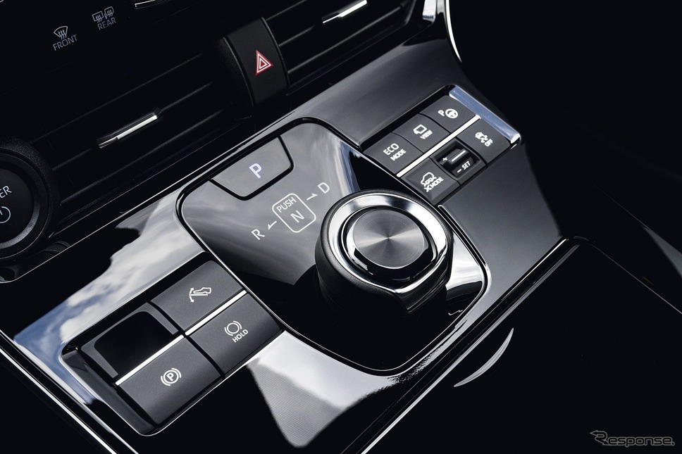 トヨタ bZ4X(欧州仕様)《photo by Toyota》