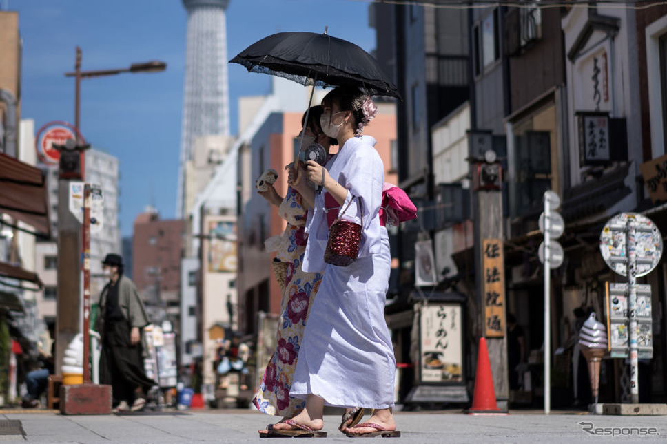 東京浅草（6月）《Photo by Tomohiro Ohsumi/Getty Images News/ゲッティイメージズ》
