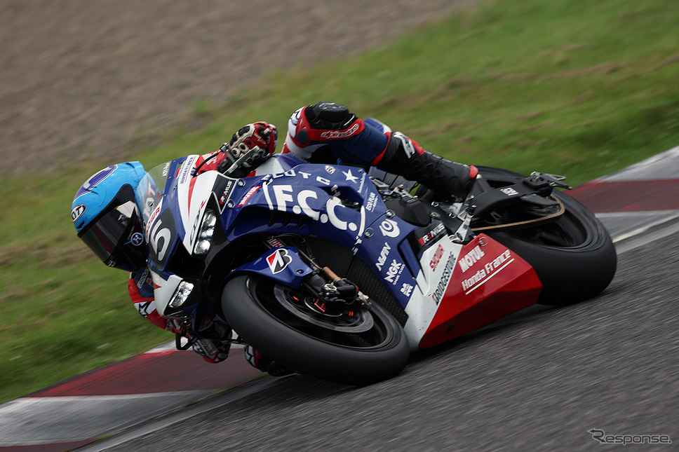 6番手の#5 F.C.C. TSR Honda France(ジョシュ・フック/ジーノ・リア/マイク・ディ・メリオ)《写真撮影 竹内英士》