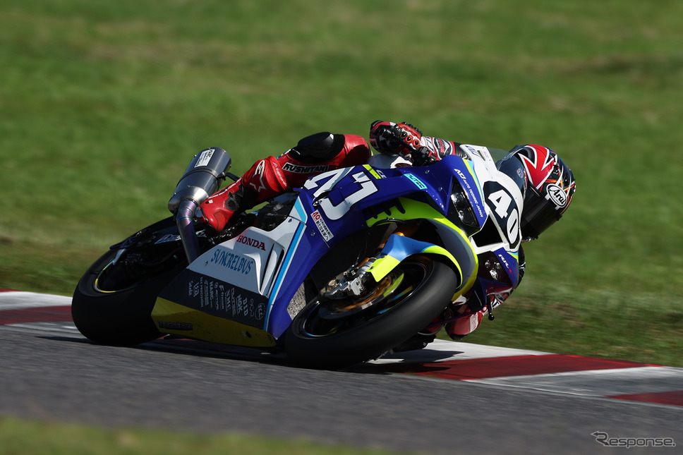 9番手の#40 Team ATJ(岩田悟/高橋裕紀/小山知良)《写真撮影 竹内英士》