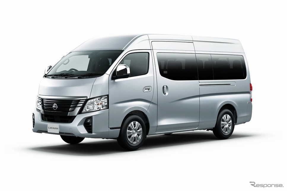 日産 キャラバン マイクロバス GX(2WD)スーパーロングボディ(ブリリアントシルバー)《写真提供 日産自動車》
