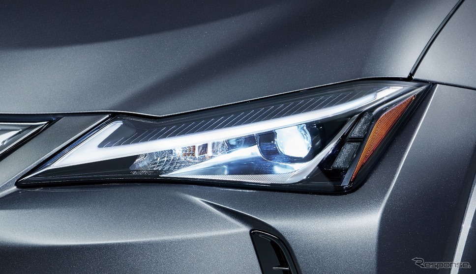 レクサス UX グレイスフル エクスプローラー LEDヘッドランプ（特別仕様車専用アルミ蒸着［エクステンション・サイドマーカー］）《写真提供 トヨタ自動車》