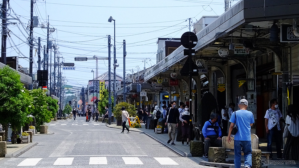 観光客でにぎわう鳥取・境港の水木しげるロード《写真撮影 GA》