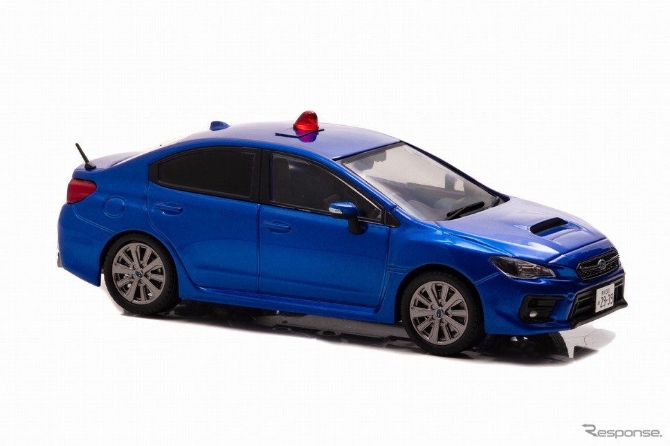 スバル WRX S4 2.0GT Eye Sight 2019 埼玉県警察高速道路交通警察隊車両（覆面 青・1/43スケールモデル）《写真提供 ヒコセブン》