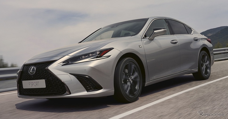 レクサス ES の2023年モデルの「Fスポーツデザイン」(欧州仕様)《photo by Lexus》