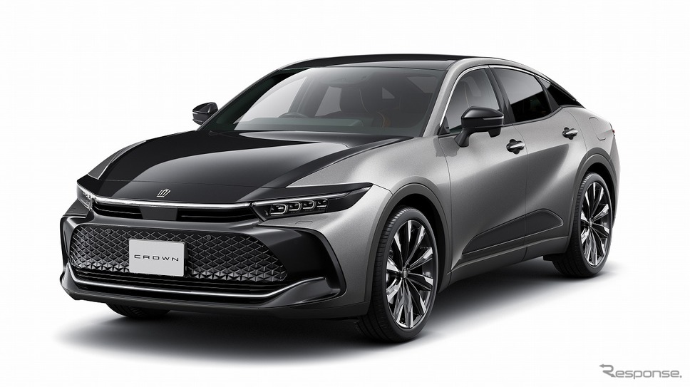 トヨタ クラウン(クロスオーバー) RS(ブラック×プレシャスメタル)<オプション装着車>《写真提供 トヨタ自動車》