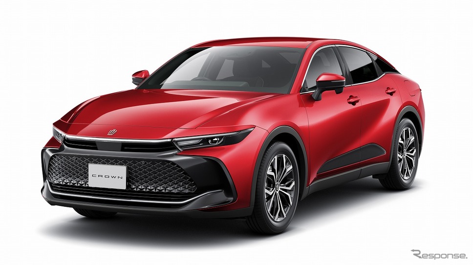 トヨタ クラウン(クロスオーバー) RS(エモーショナルレッドII)<オプション装着車>《写真提供 トヨタ自動車》