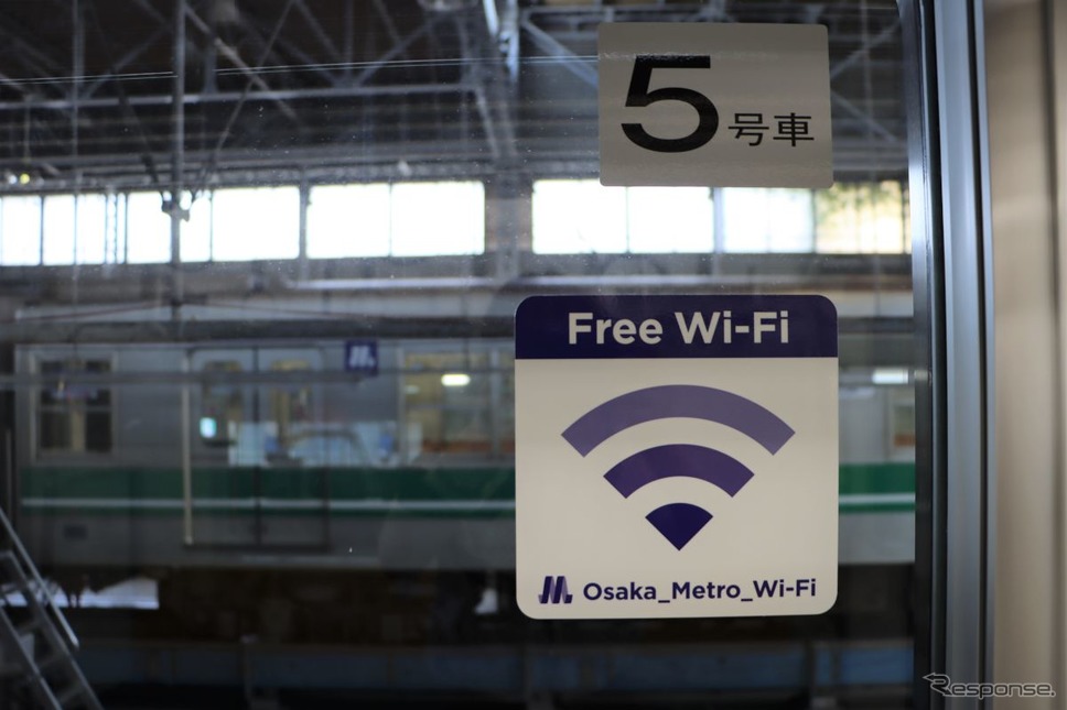 車内WiFiも設置。《写真提供 大阪市高速電気軌道》