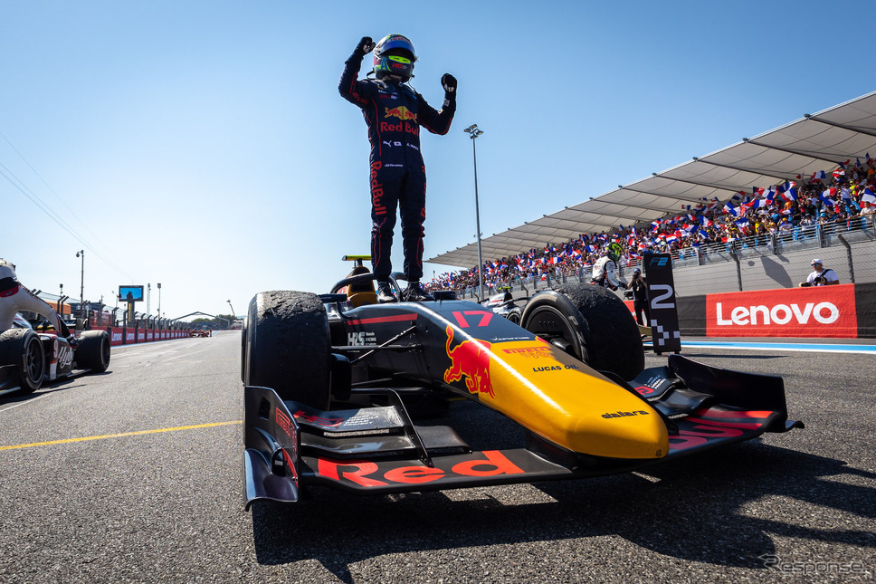 #17 岩佐歩夢(2022年F2第9戦ポールリカール)《Photo by Red Bull》