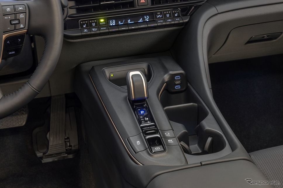 トヨタ・クラウン 新型(米国仕様)《photo by Toyota》