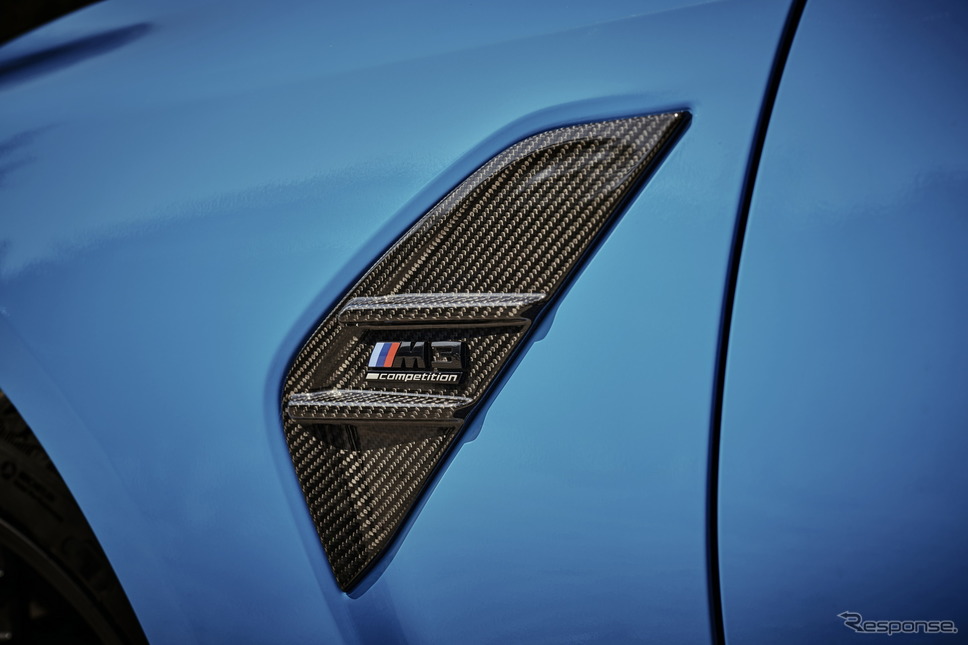 BMW M3 ツーリング の「Mパフォーマンスパーツ」装着車《photo by BMW》