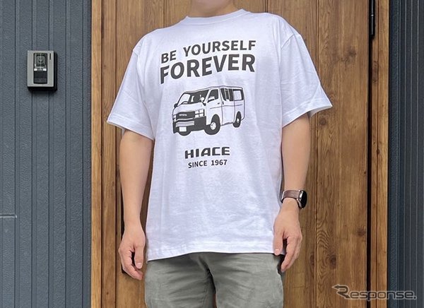 トヨタ ハイエース プリントTシャツ《画像提供 株式会社フェイス》