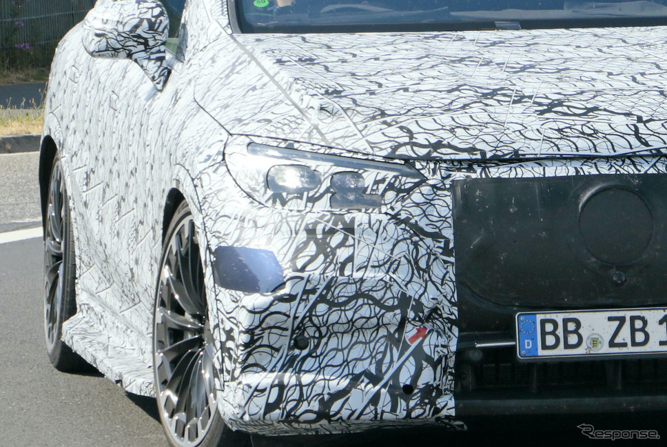 メルセデス AMG EQE 53 SUV プロトタイプ(スクープ写真)《APOLLO NEWS SERVICE》