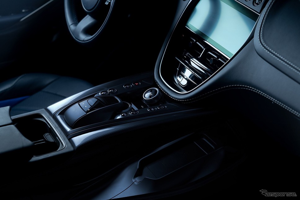 アストンマーティン DBX 707《photo by Aston Martin》