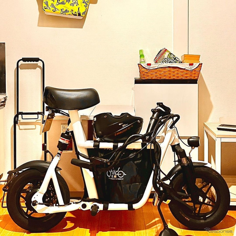 ミニ電動バイク Fiido《写真提供 SWALLOW》