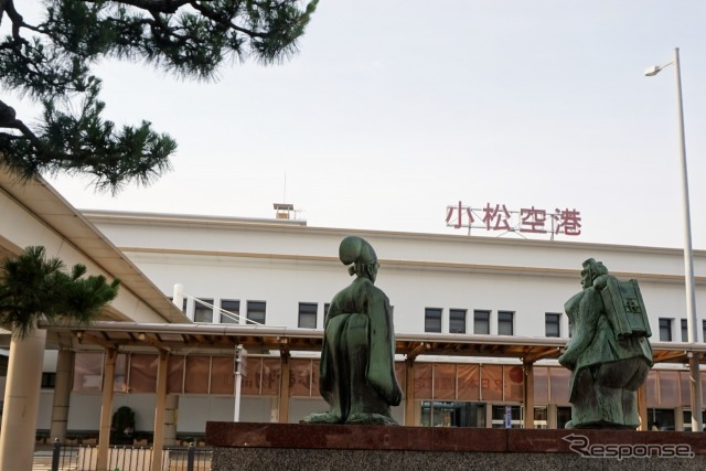 小松空港《写真提供 写真AC》