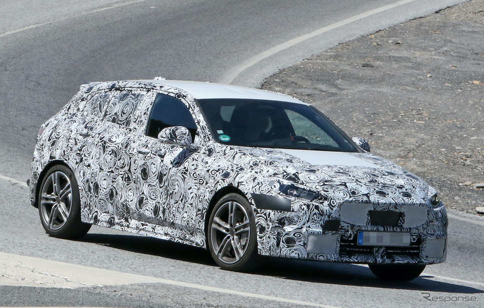 BMW 1シリーズ Mパフォーマンスのプロトタイプ(スクープ写真)《APOLLO NEWS SERVICE》