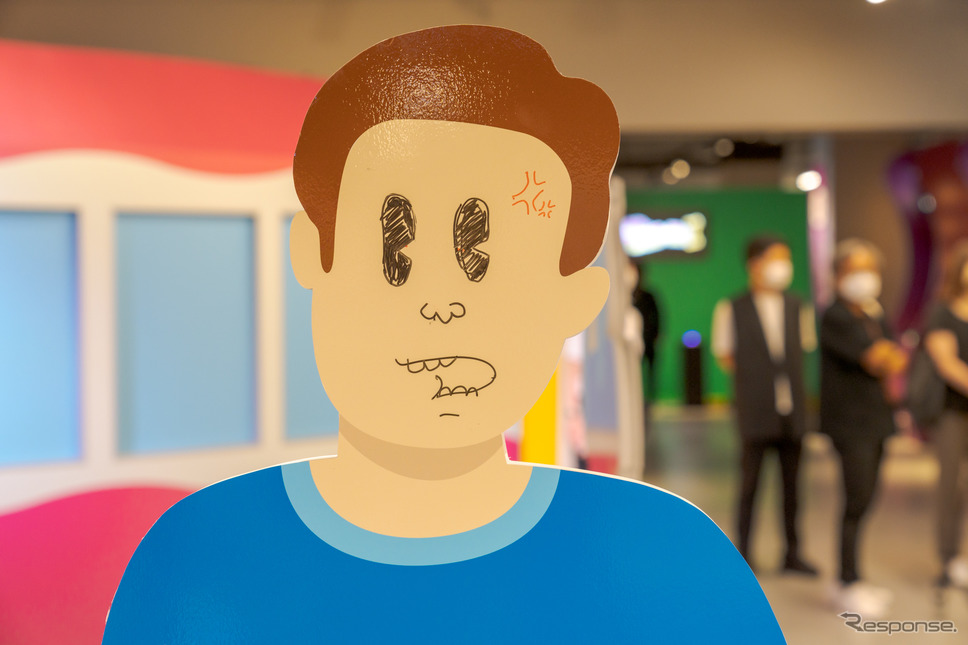 今の思いを表情として描いてみては?《写真撮影 関口敬文》