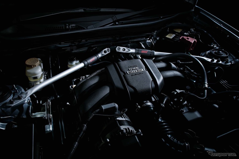 STIパーツ:BRZ用フレキシブルVバー《写真提供 STI》