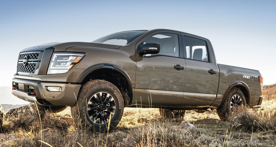 日産 タイタン 「PRO-4X」の2023年モデル《photo by Nissan》