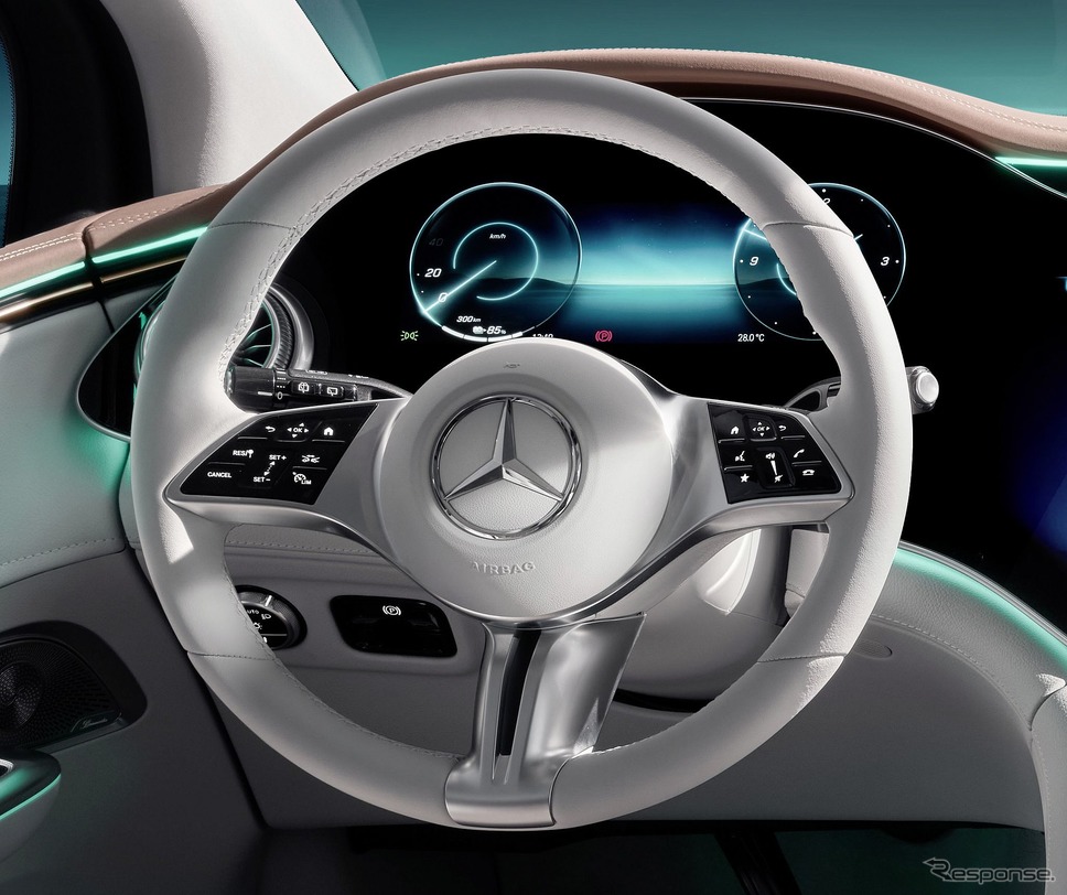 メルセデスベンツ EQE SUV《photo by Mercedes-Benz》