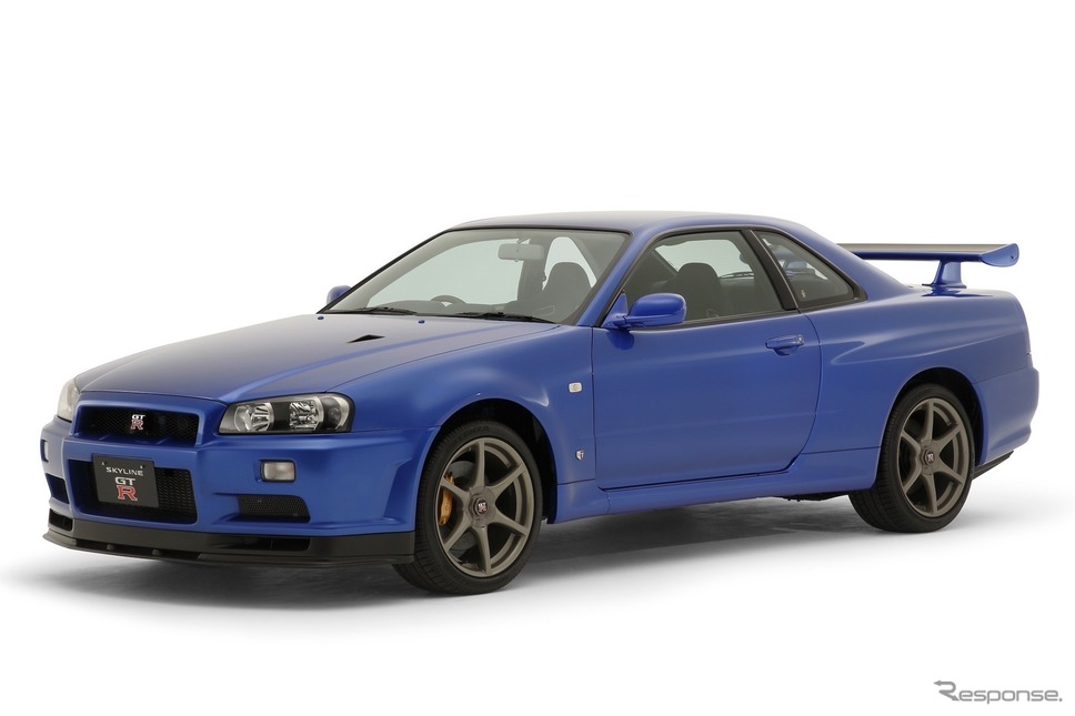 旧車の例:日産スカイライン(1998年)《写真提供 日産自動車》