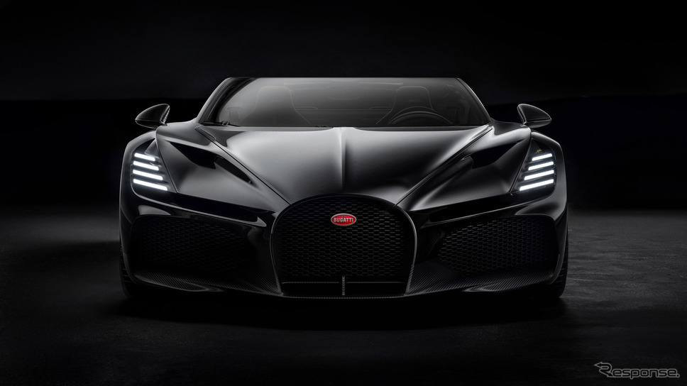 ブガッティのロードスター「ミストラル」《photo by Bugatti》