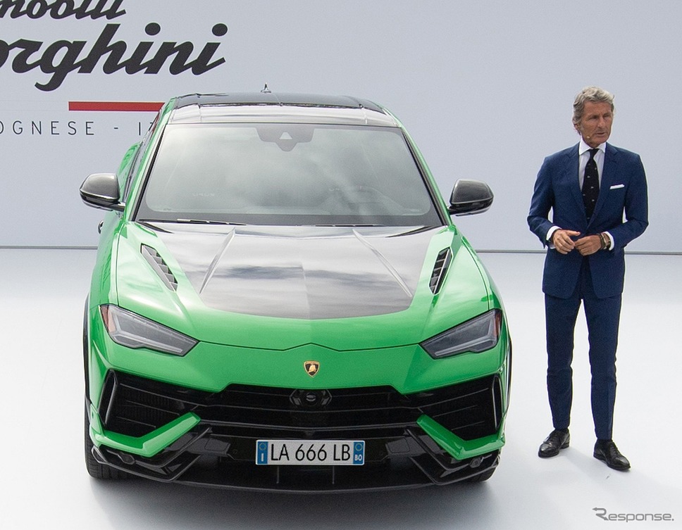 ランボルギーニ・ウルス・ペルフォルマンテ《photo by Lamborghini》