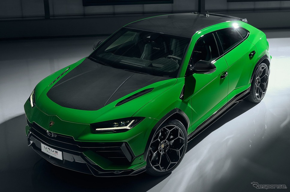 ランボルギーニ・ウルス・ペルフォルマンテ《photo by Lamborghini》
