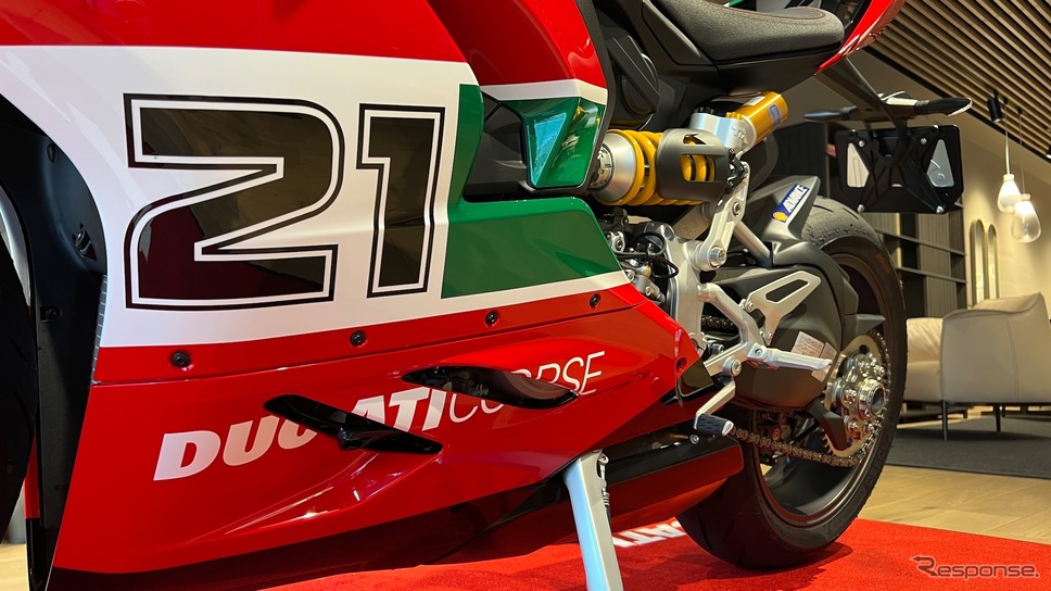 「Ducati meets Poltrona Frau」《写真撮影 後藤 竜甫》