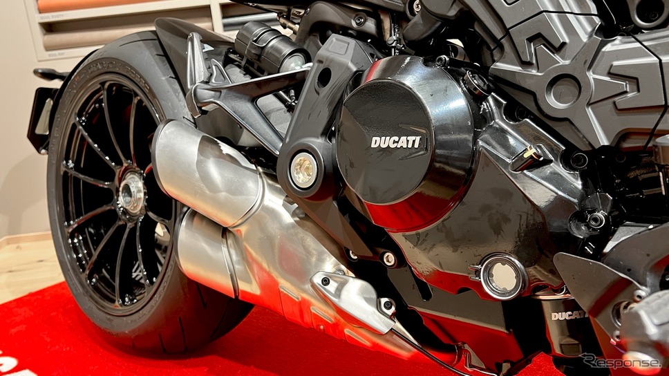 「Ducati meets Poltrona Frau」《写真撮影 後藤 竜甫》