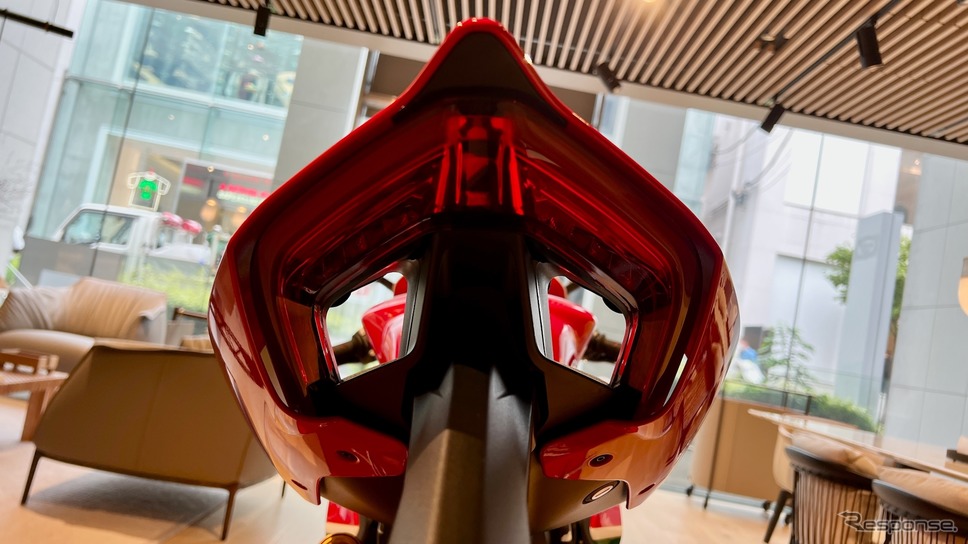 「Ducati meets Poltrona Frau」《写真撮影 後藤 竜甫》