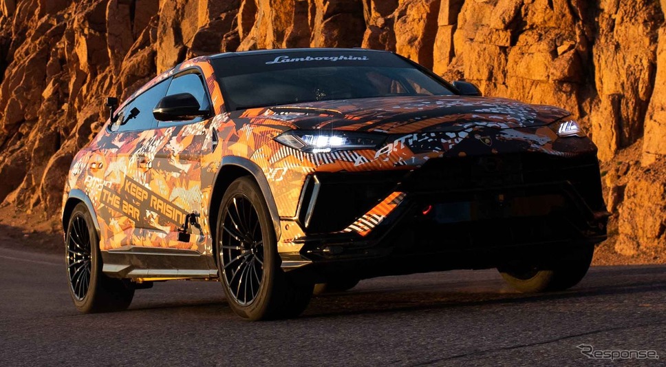 ランボルギーニ・ウルス・ペルフォルマンテ のパイクスピークのSUV新記録車両《photo by Lamborghini》