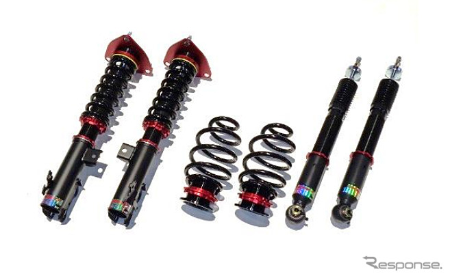 DAMPER ZZ-R(トヨタ ノア/ヴォクシー用)《写真提供 ブリッツ》