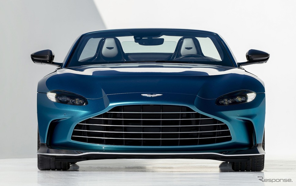 アストンマーティン V12 ヴァンテージ・ロードスター 新型《photo by Aston Martin》
