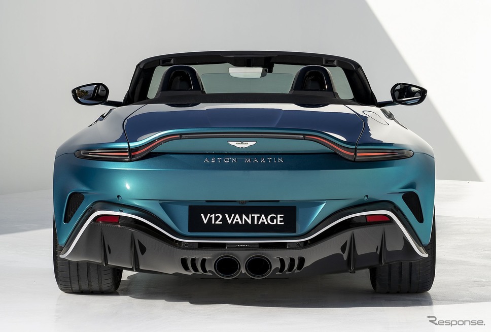 アストンマーティン V12 ヴァンテージ・ロードスター 新型《photo by Aston Martin》