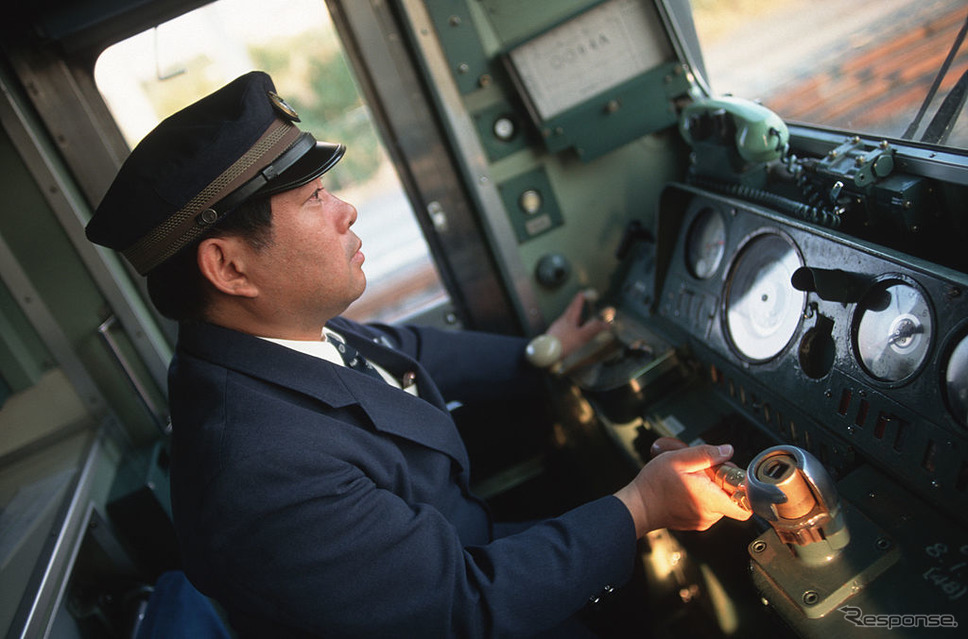電車の運転室《Photo by Gerhard Joren/LightRocket/ゲッティイメージズ》