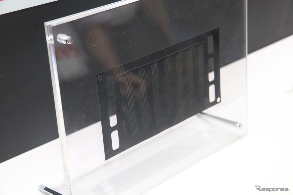 三菱鉛筆のカーボン素材(二次電池展2022)《写真撮影 中尾真二》