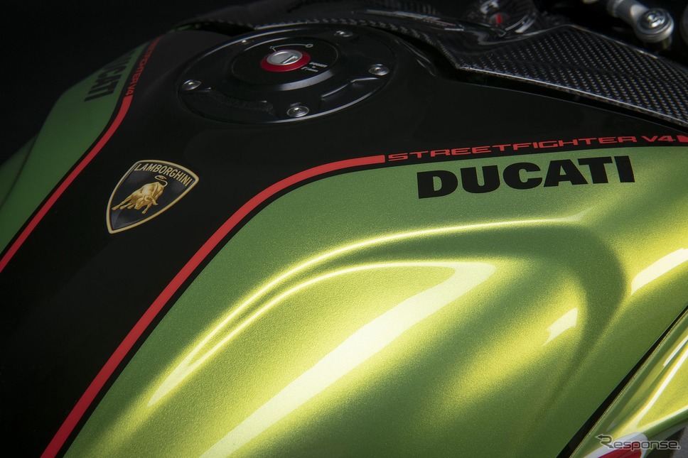 ドゥカティ・ストリートファイター V4 ランボルギーニ《photo by Ducati》