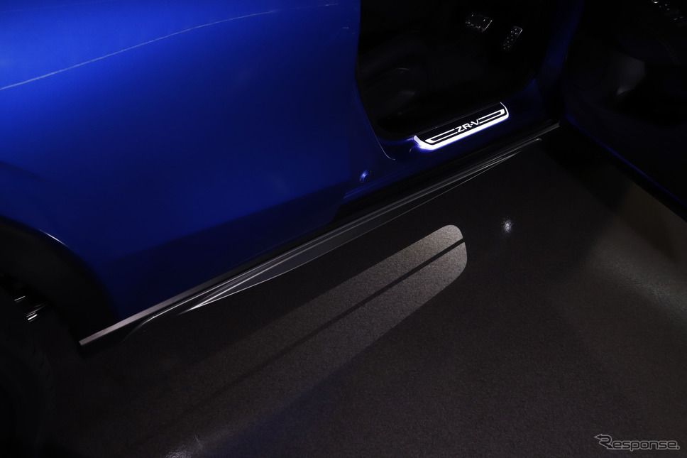 パドルライト(ホンダ ZR-V 純正アクセサリー)《写真撮影 小林岳夫》