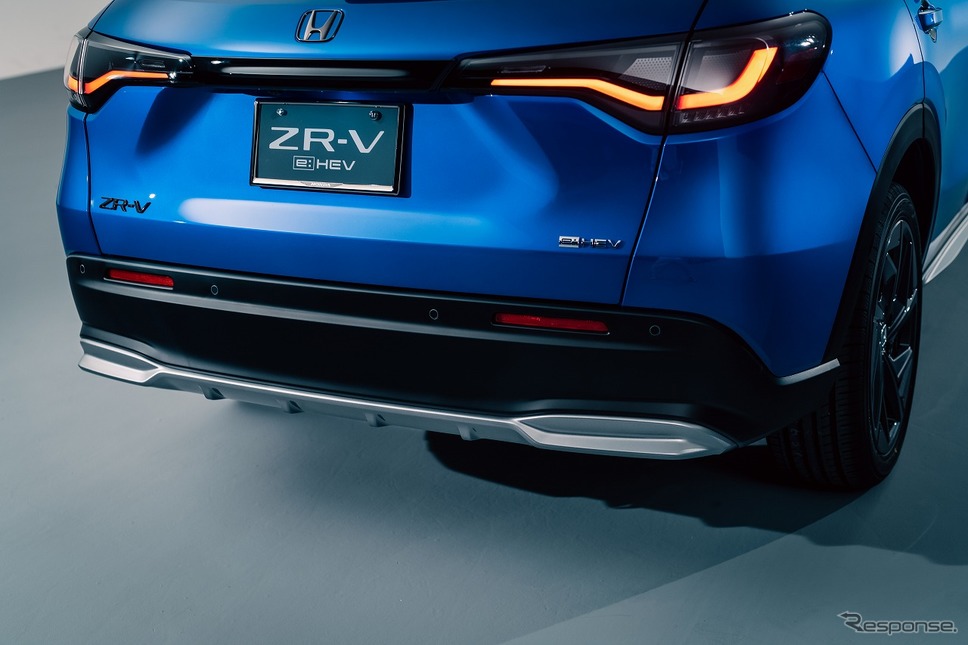 ホンダ ZR-V ロアガーニッシュ《写真提供 本田技研工業》