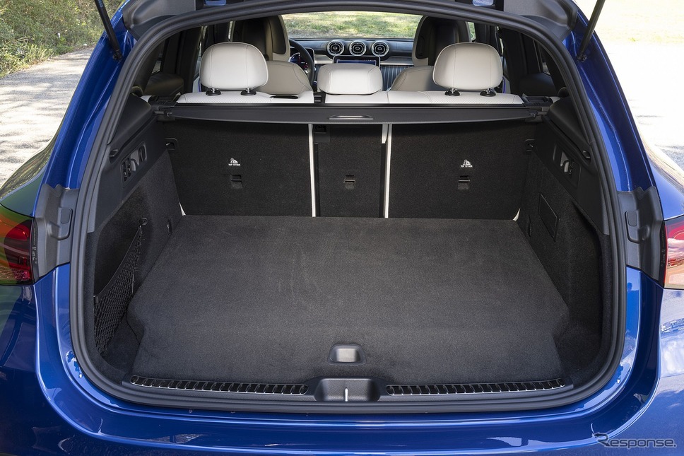 メルセデスベンツ GLC 新型のPHV「GLC 400 e 4MATIC」《photo by Mercedes-Benz》