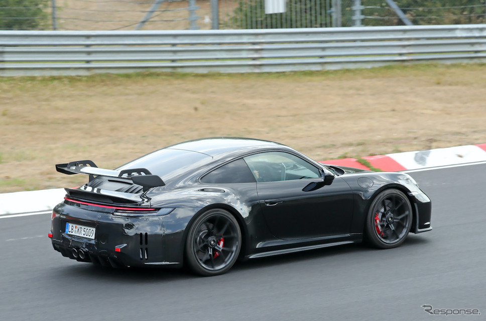 ポルシェ 911 GT3 改良新型プロトタイプ（スクープ写真）《APOLLO NEWS SERVICE》