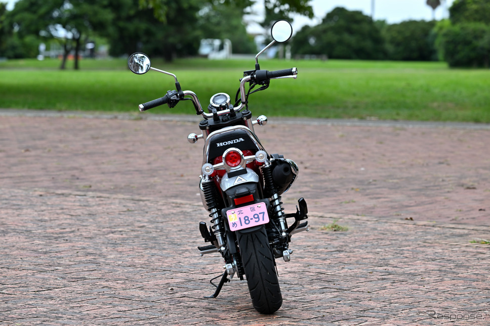 ホンダ ダックス125(パールネビュラレッド)《写真撮影 雪岡直樹》