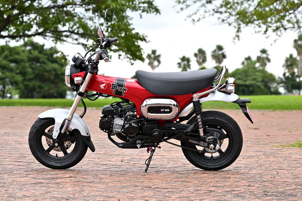 ホンダ ダックス125(パールネビュラレッド)《写真撮影 雪岡直樹》