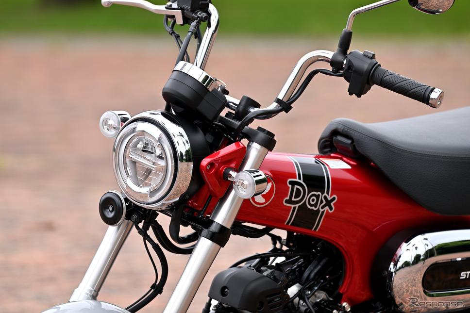 ホンダ ダックス125(パールネビュラレッド)《写真撮影 雪岡直樹》