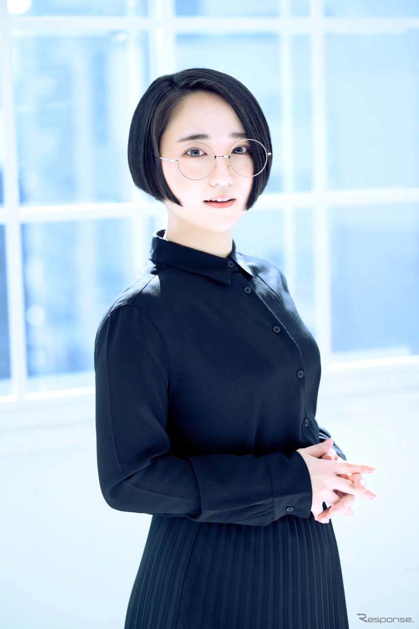 「コエ」に採用された声優 悠木碧。アニメ『魔法少女まどか☆マギカ』の鹿目まどか役などで知られる《写真撮影 会田肇》
