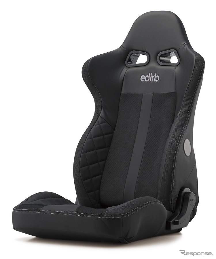 edirb 054V(グレーステッチ)《写真提供 ブリッド》