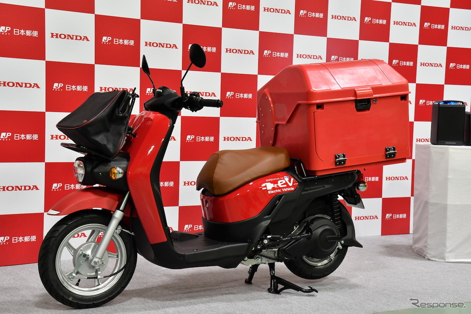 電動バイク：ホンダ・ベンリィe：日本郵便仕様（参考画像）《写真撮影 青木タカオ》